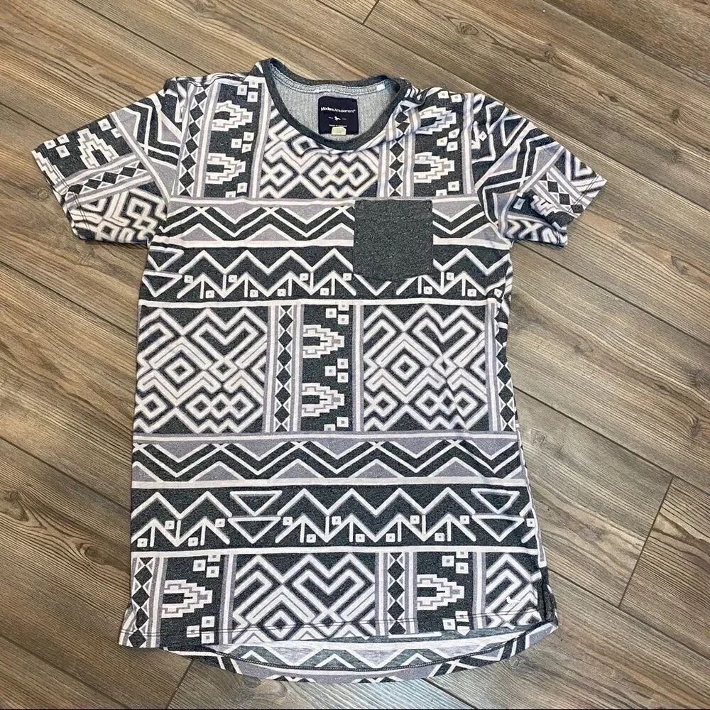 Men’s Modern Amusement Patterned T-Shirt M